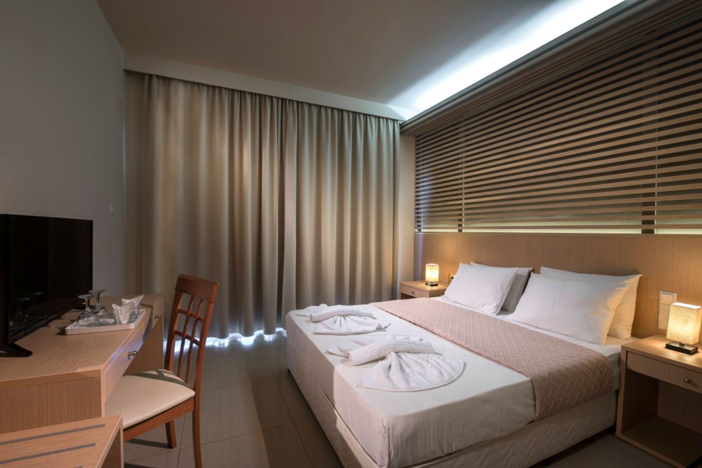 Oasis Beach Hotel - Adults Only Anissaras Exterior photo
