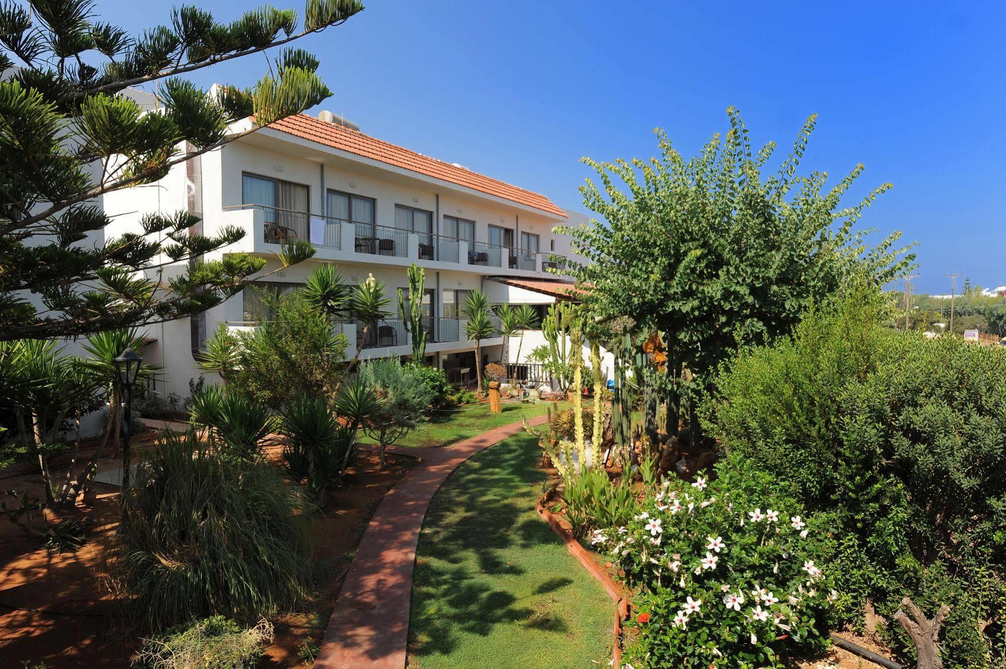 Oasis Beach Hotel - Adults Only Anissaras Exterior photo