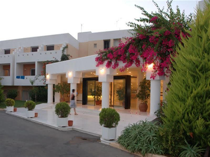 Oasis Beach Hotel - Adults Only Anissaras Exterior photo